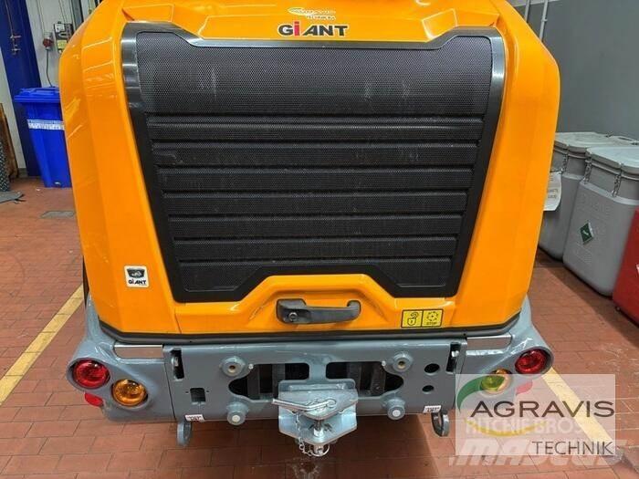 GiANT G5000 Φορτωτές με λάστιχα (Τροχοφόροι)