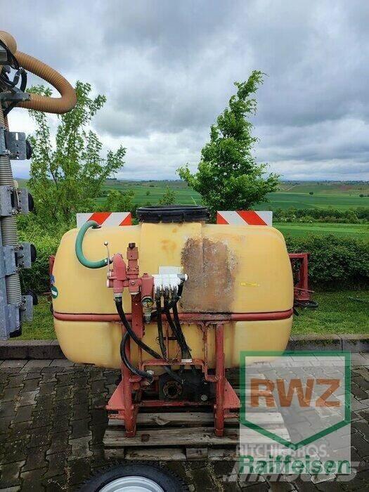 Holder 600Liter Ρυμουλκούμενα ψεκαστικά