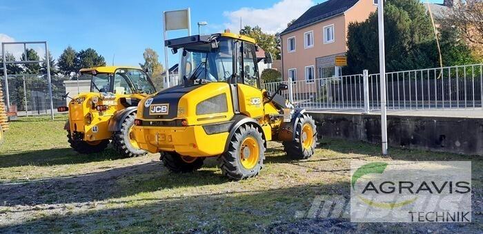 JCB 409 AGRI STUFE V Φορτωτές με λάστιχα (Τροχοφόροι)