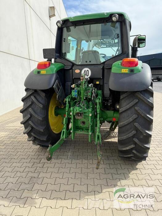 John Deere 6115 R Τρακτέρ