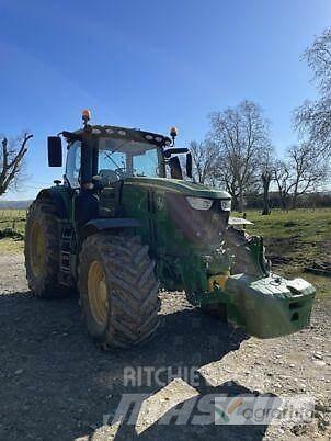 John Deere 6250R Τρακτέρ