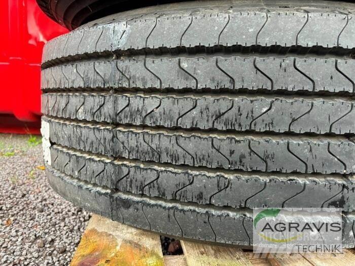  KR 425/65 R 22,5 Ελαστικά και ζάντες