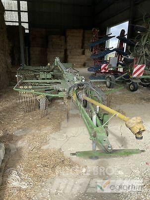 Krone SWADRO 710/26T Τσουγκράνες και χορτοξηραντικές μηχανές