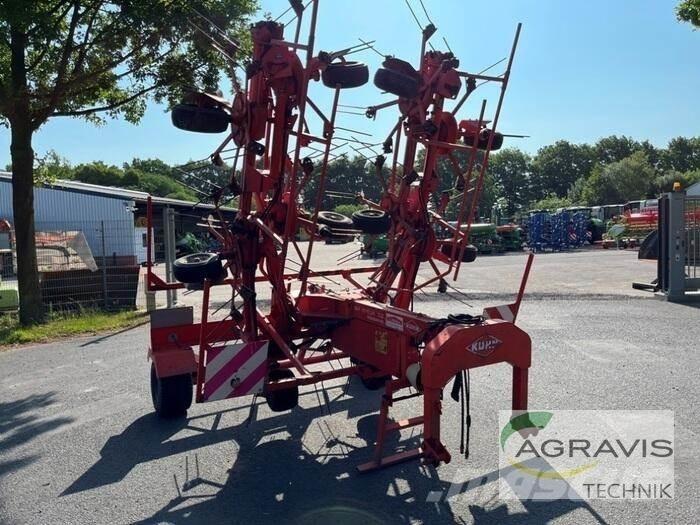 Kuhn GF 10601 TO Τσουγκράνες και χορτοξηραντικές μηχανές