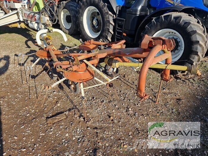 Kuhn GF 452 M Τσουγκράνες και χορτοξηραντικές μηχανές