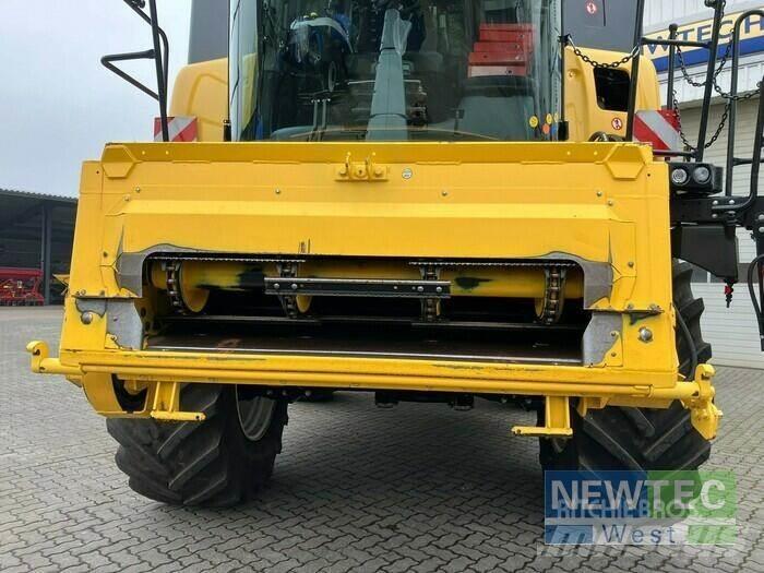 New Holland CX 8.85 Θεριζοαλωνιστικές μηχανές