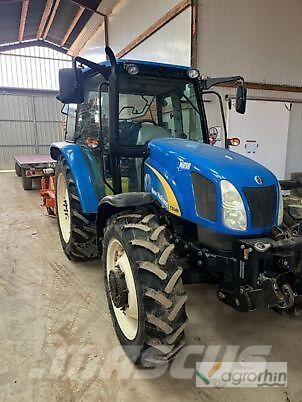 New Holland T5040 Τρακτέρ