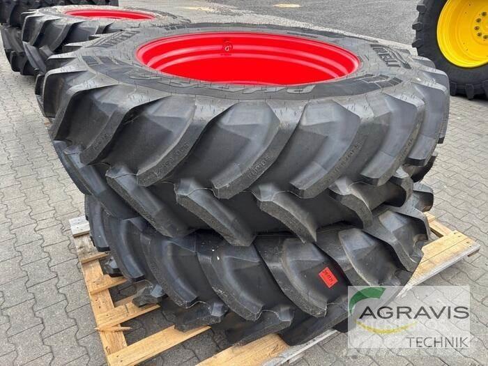 Pirelli KR 520/85R42 Ελαστικά και ζάντες