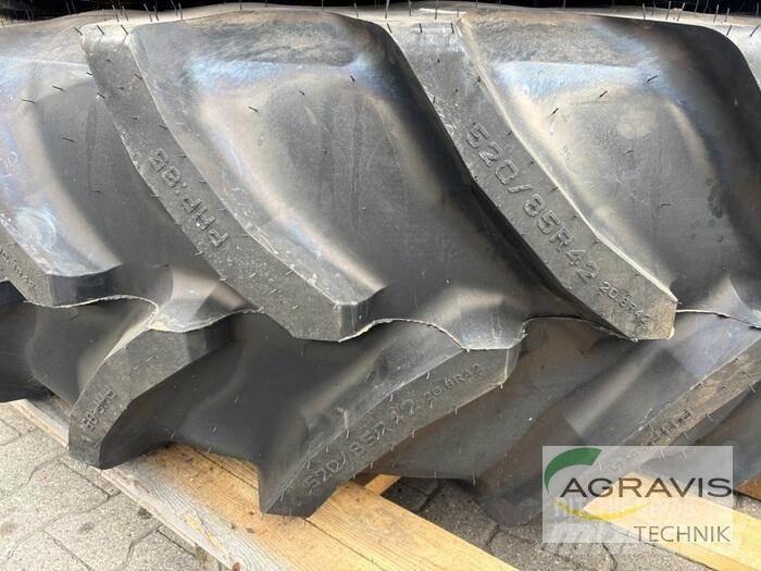 Pirelli KR 520/85R42 Ελαστικά και ζάντες