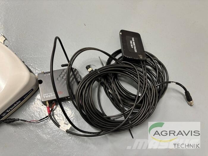 Trimble GFX-750 Άλλα μηχανήματα κτηνοτροφίας και εξαρτήματα