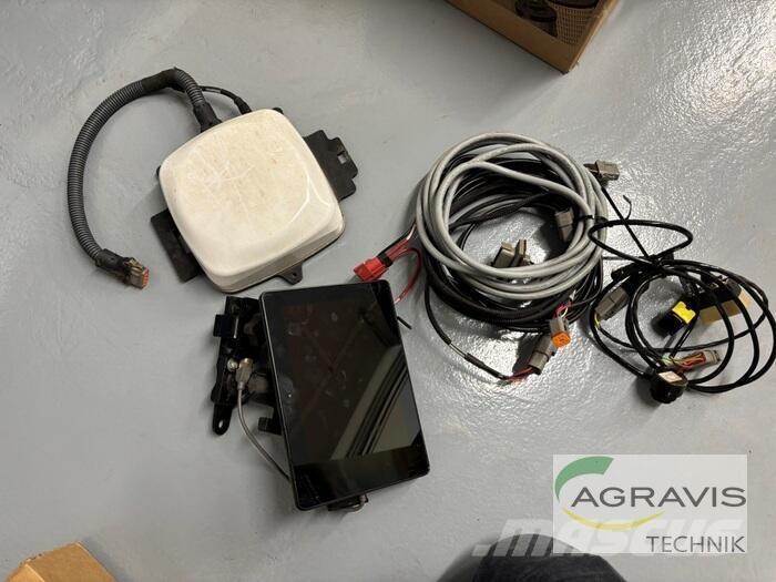 Trimble GFX-750 Άλλα μηχανήματα κτηνοτροφίας και εξαρτήματα