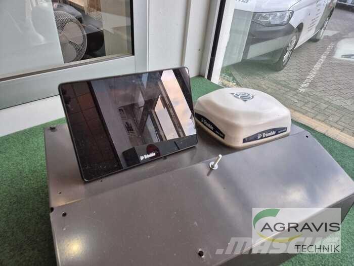 Trimble GFX-750 Άλλα μηχανήματα κτηνοτροφίας και εξαρτήματα