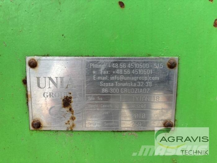 Unia TYTAN 18 Διαστρωτήρες ανοργάνων