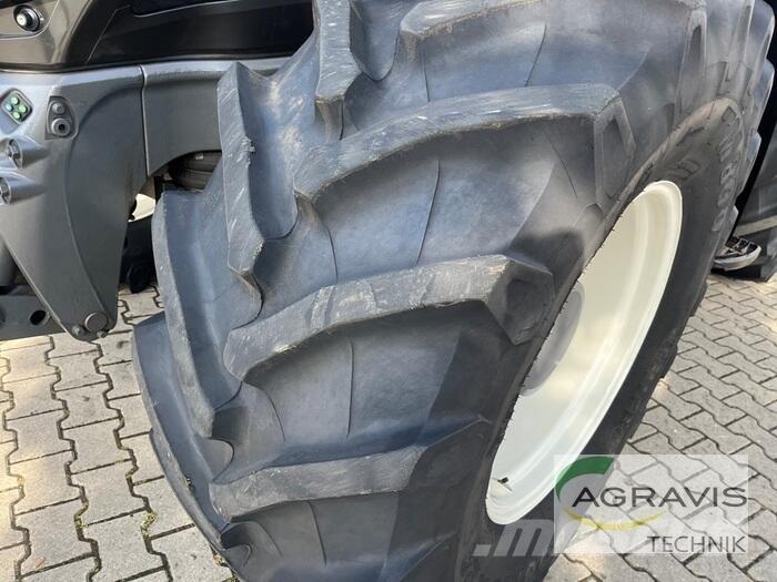 Valtra T 235 D 2A1 Τρακτέρ