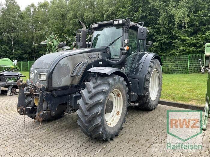 Valtra T202D Τρακτέρ