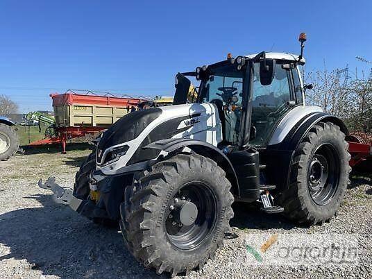 Valtra T215A Τρακτέρ