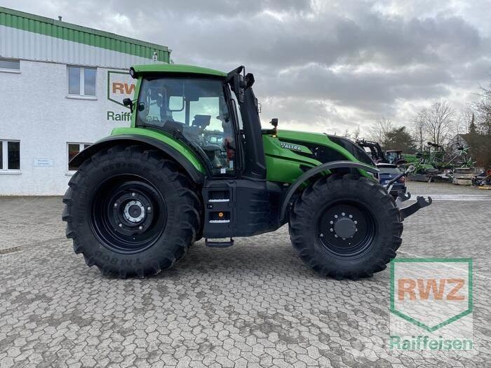 Valtra T235V Τρακτέρ
