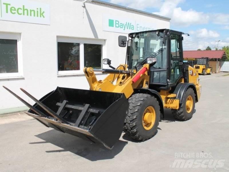 CAT 907 Φορτωτές με λάστιχα (Τροχοφόροι)