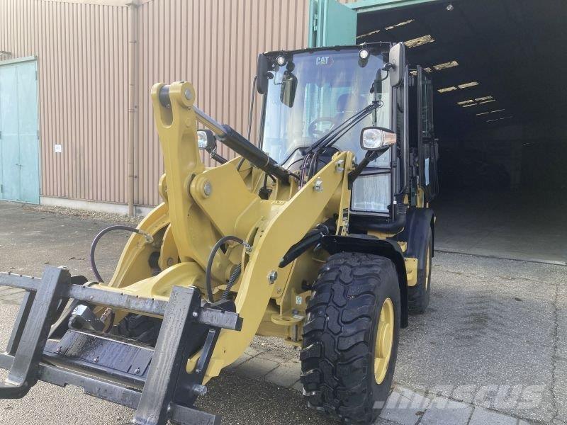 CAT 907 Φορτωτές με λάστιχα (Τροχοφόροι)