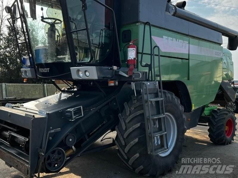 Fendt 5225 E Θεριζοαλωνιστικές μηχανές