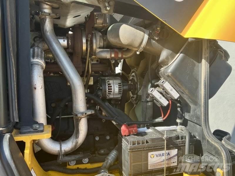 JCB TM 320 S Φορτωτές με λάστιχα (Τροχοφόροι)