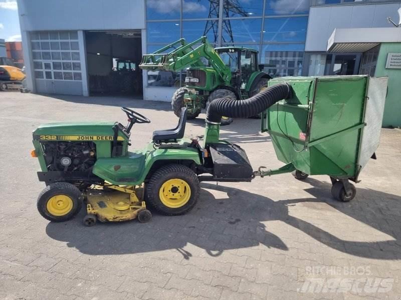 John Deere 332 Τρακτέρ μικρών διαστάσεων