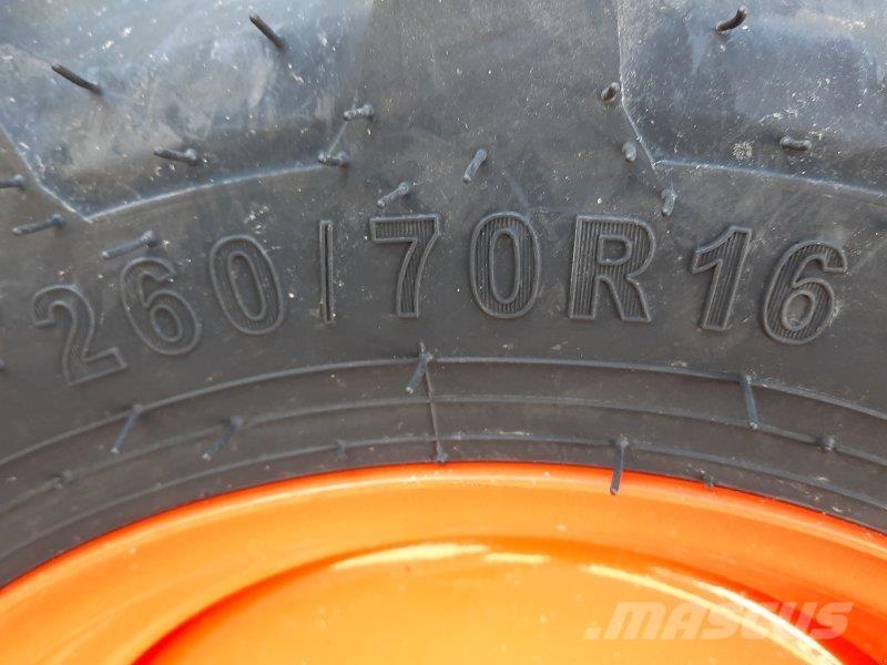 Kubota L1-382 Τρακτέρ μικρών διαστάσεων