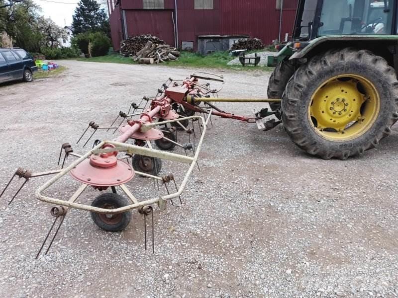 Kuhn GF 671 Τσουγκράνες και χορτοξηραντικές μηχανές