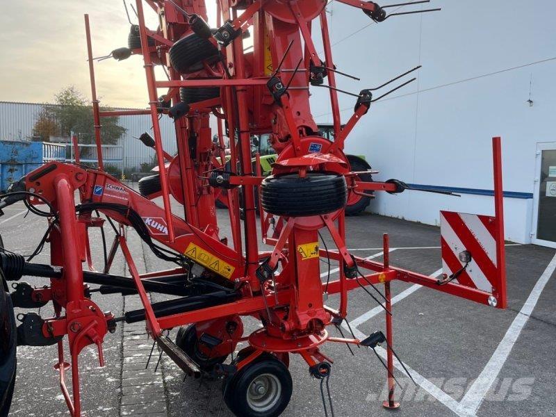 Kuhn GF 8702 Τσουγκράνες και χορτοξηραντικές μηχανές