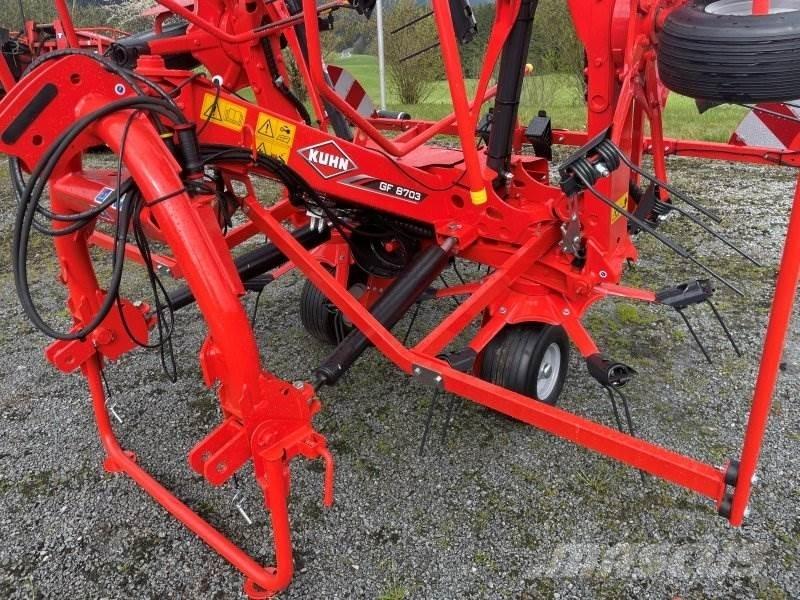 Kuhn GF 8703 Τσουγκράνες και χορτοξηραντικές μηχανές