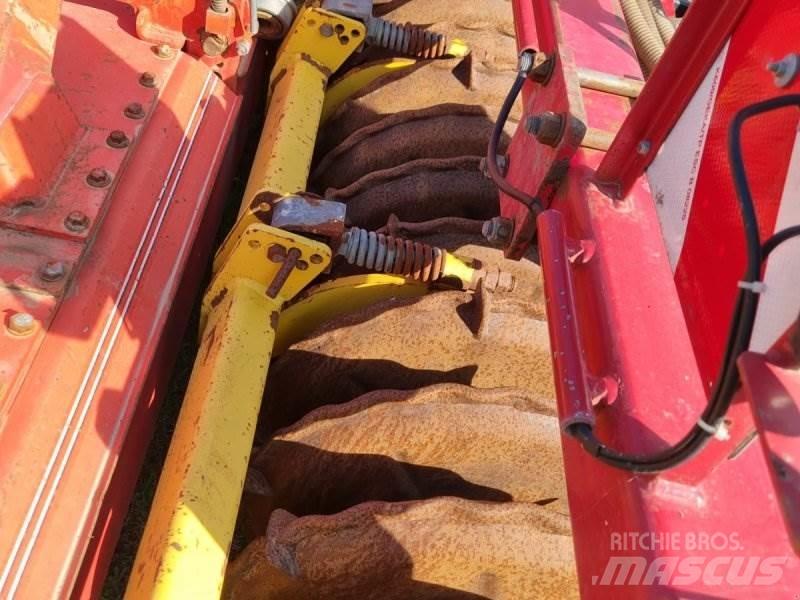 Kuhn HR 4003 Δισκοσβάρνες