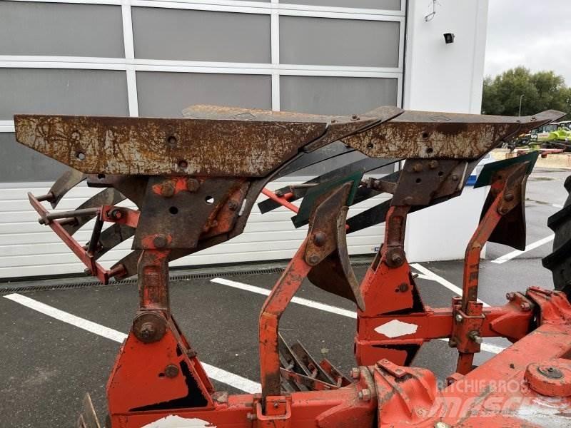 Kuhn HV 575 Συμβατικά άροτρα