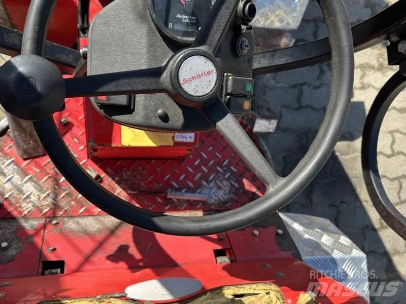 Schäffer 2028 Εμπρόσθιοι φορτωτές και σκαπτικά
