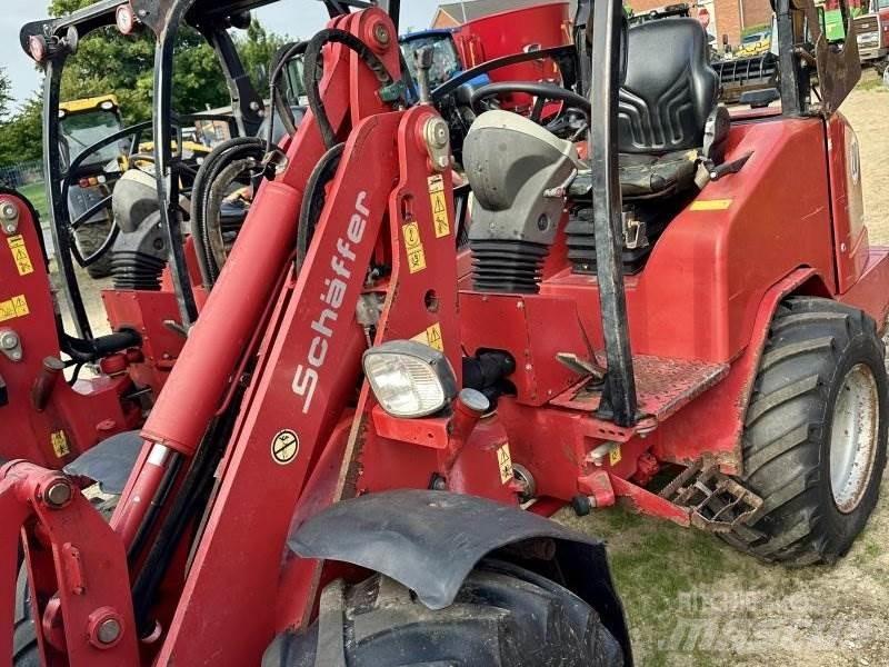 Schäffer 3550 Εμπρόσθιοι φορτωτές και σκαπτικά