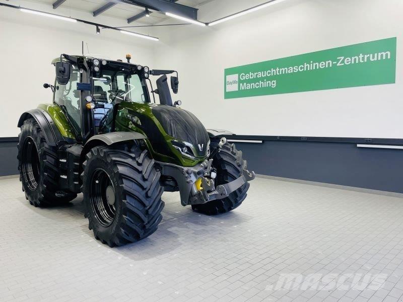 Valtra T215D Τρακτέρ