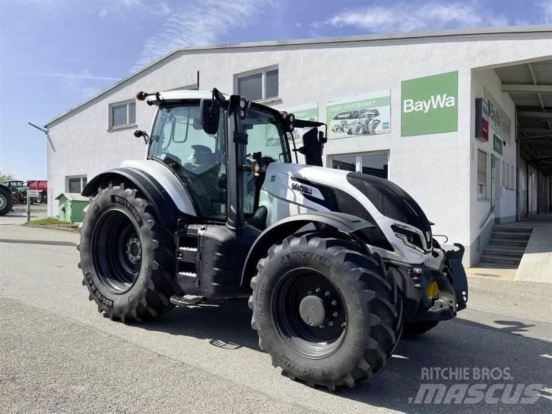 Valtra T235D Τρακτέρ
