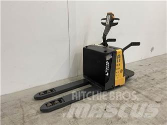 Atlet TLP200 Χειροκίνητο περονοφόρο ανυψωτικό με πλατφόρμα