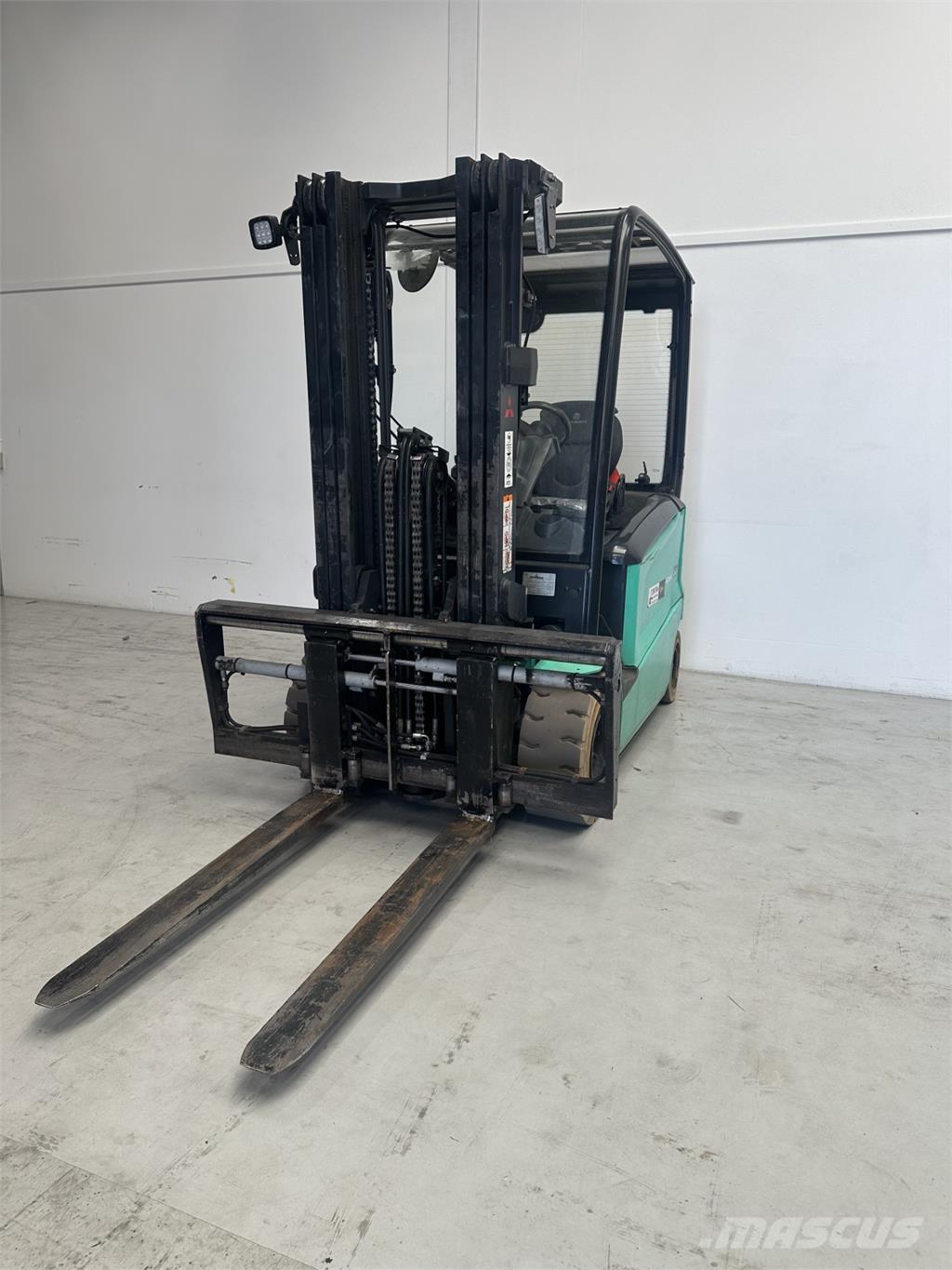 Mitsubishi FB35N Ηλεκτρικά περονοφόρα ανυψωτικά κλαρκ