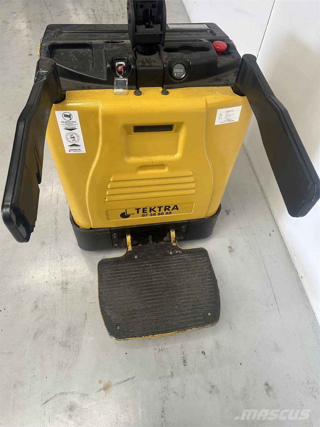 Yale MP20X FBW - 300 AH Χειροκίνητο περονοφόρο ανυψωτικό με πλατφόρμα