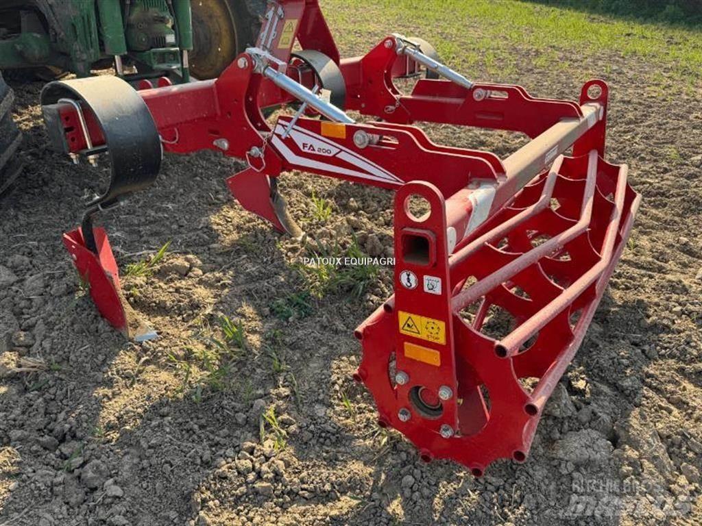 Grimme FA200 Αυλακωτήρες