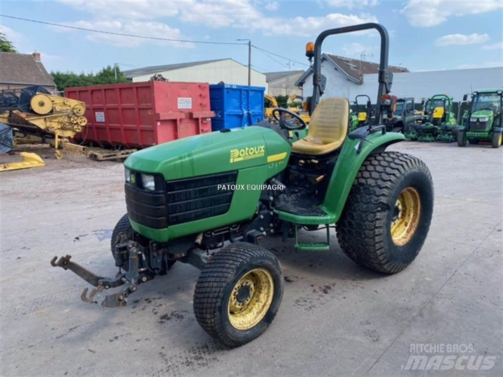 John Deere 4710 Τρακτέρ