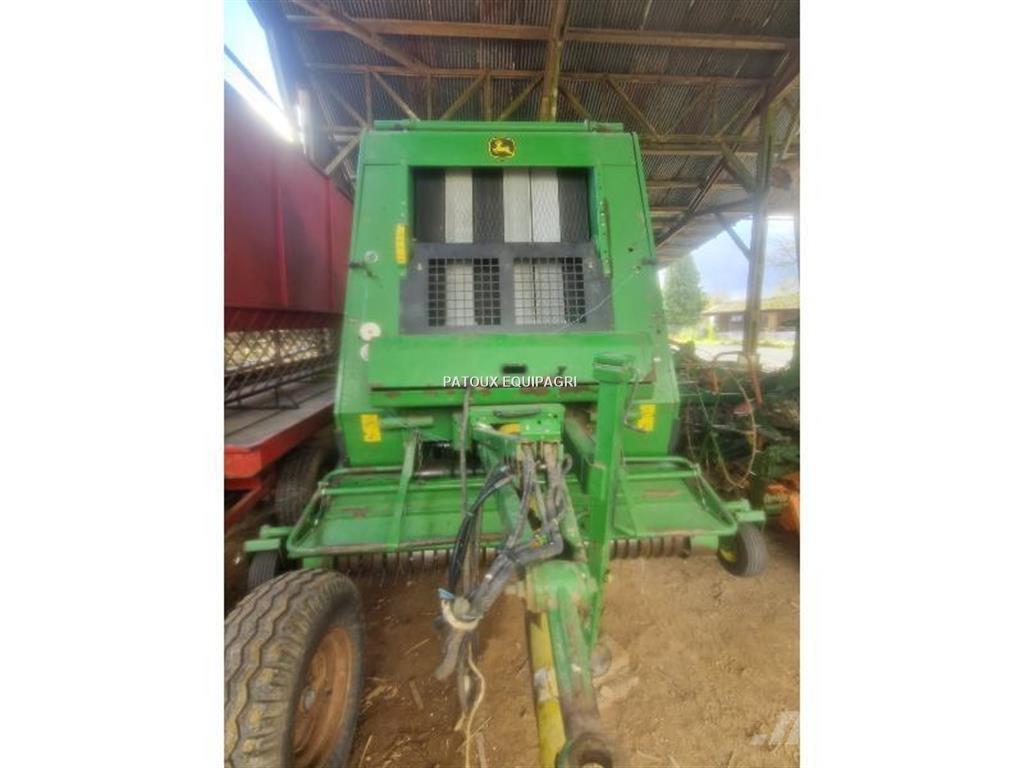 John Deere 592 Πρέσες κυλινδρικών δεμάτων