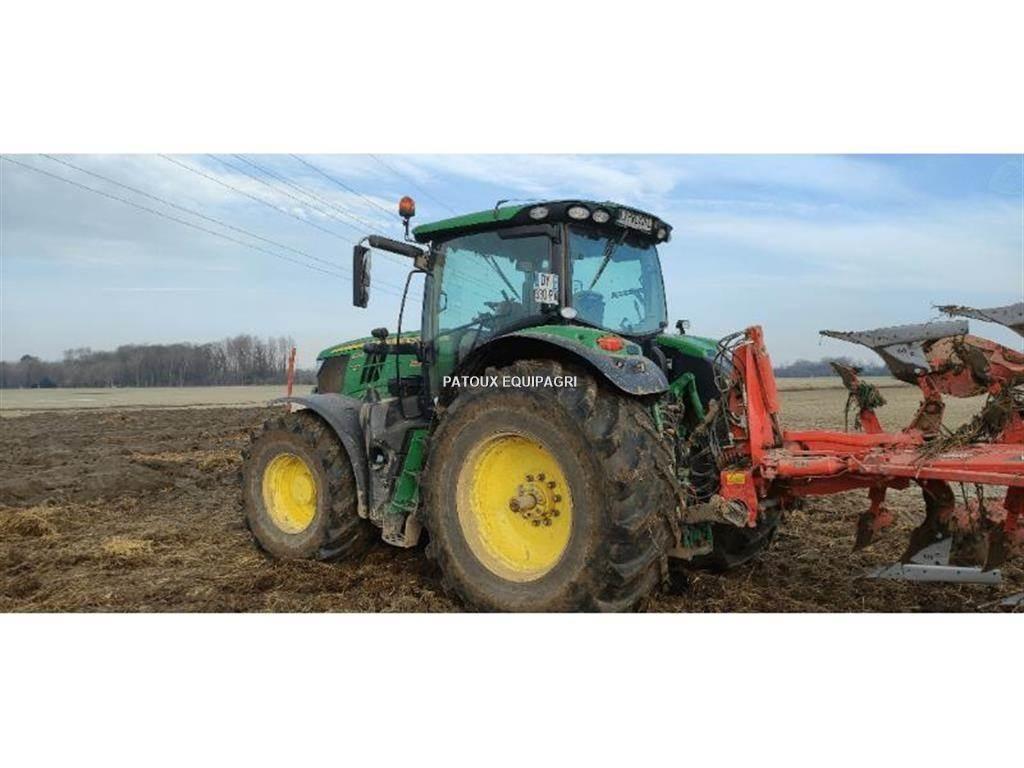 John Deere 6215R Τρακτέρ