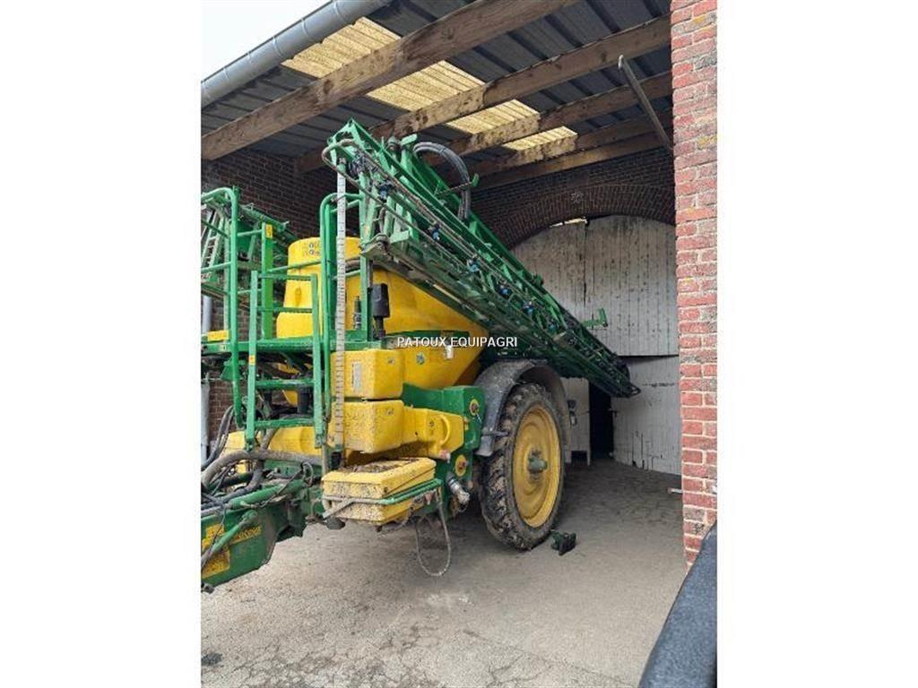 John Deere 832I Ρυμουλκούμενα ψεκαστικά