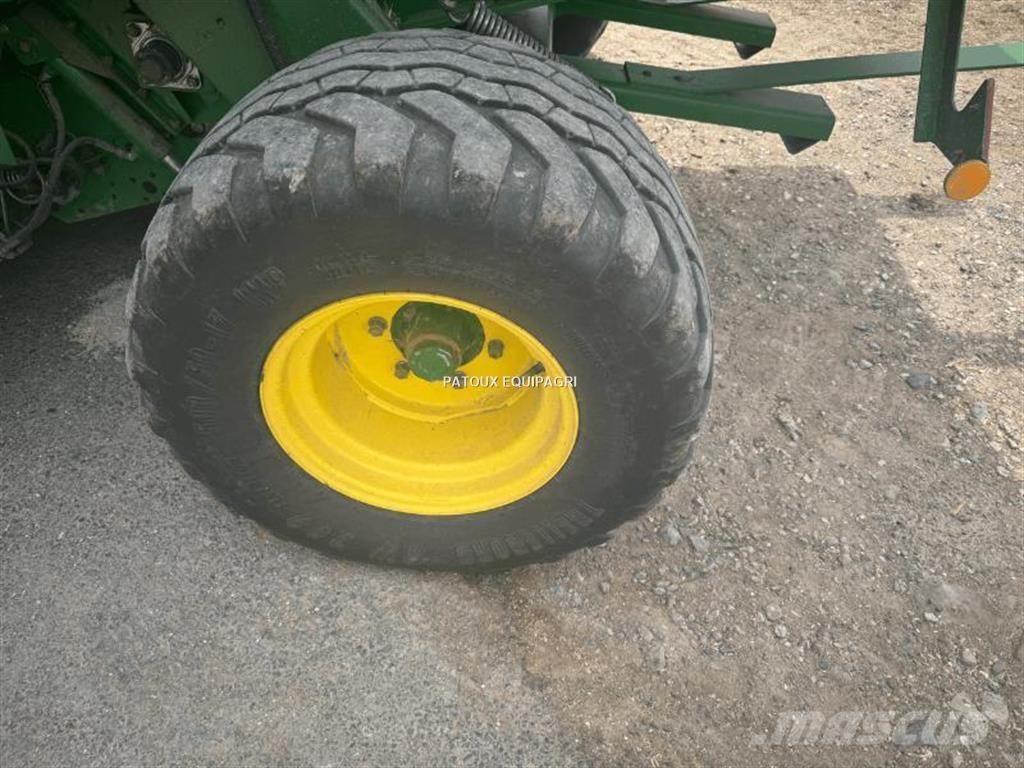 John Deere 864 Πρέσες κυλινδρικών δεμάτων