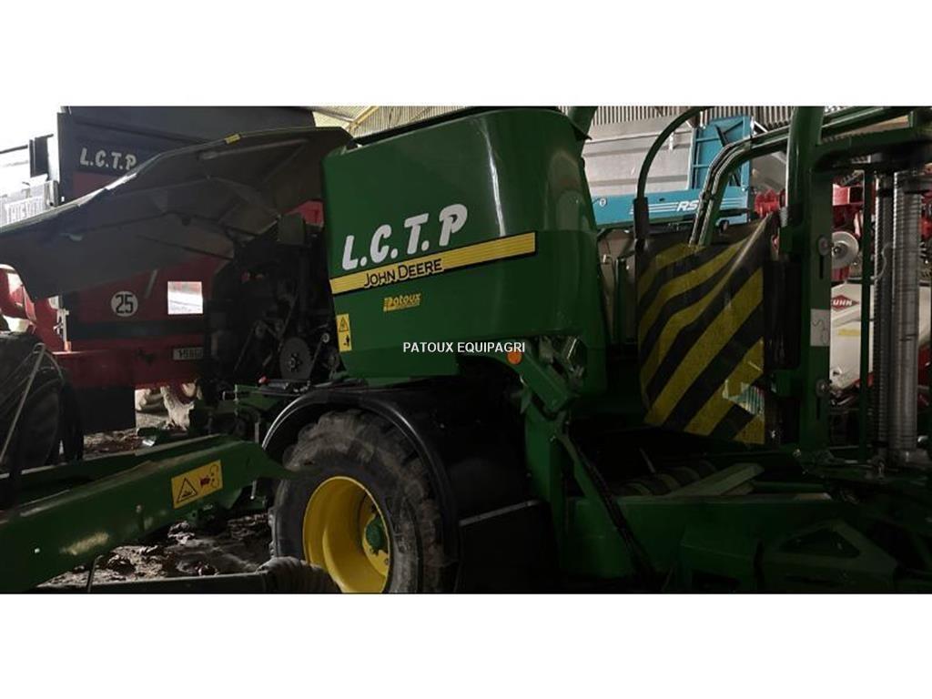 John Deere C441R Πρέσες κυλινδρικών δεμάτων