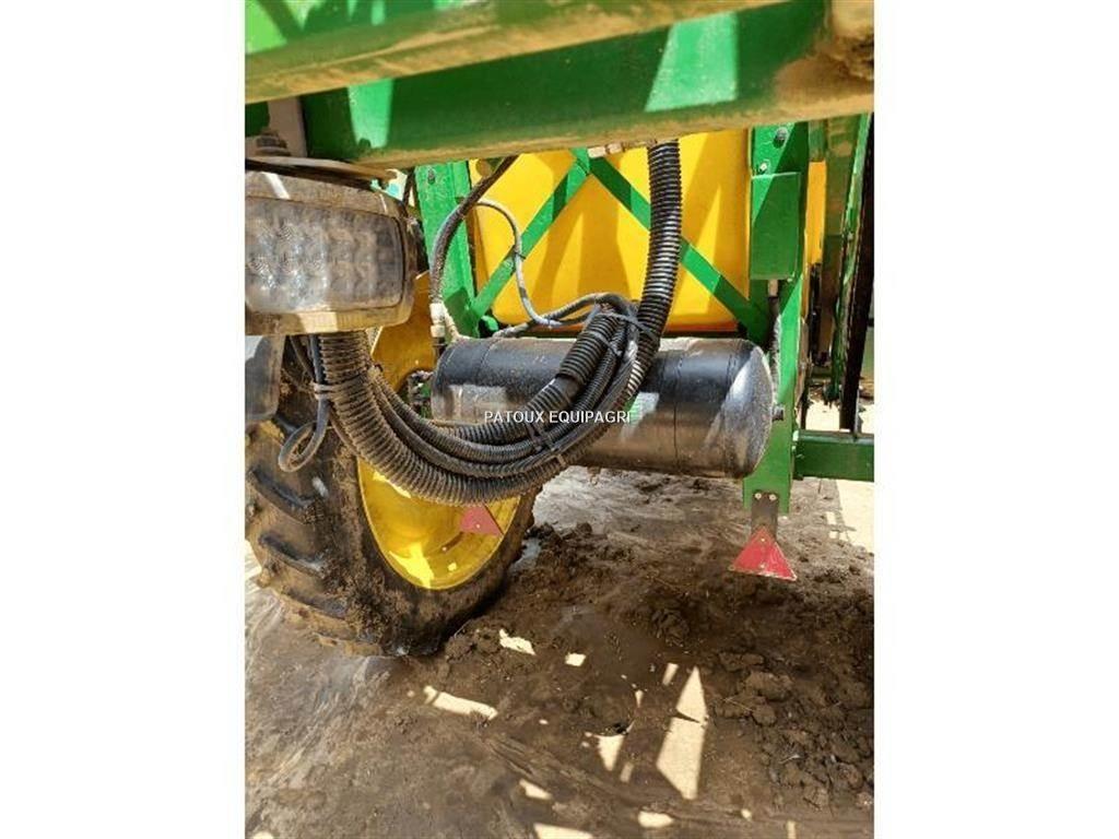 John Deere M740i Ρυμουλκούμενα ψεκαστικά