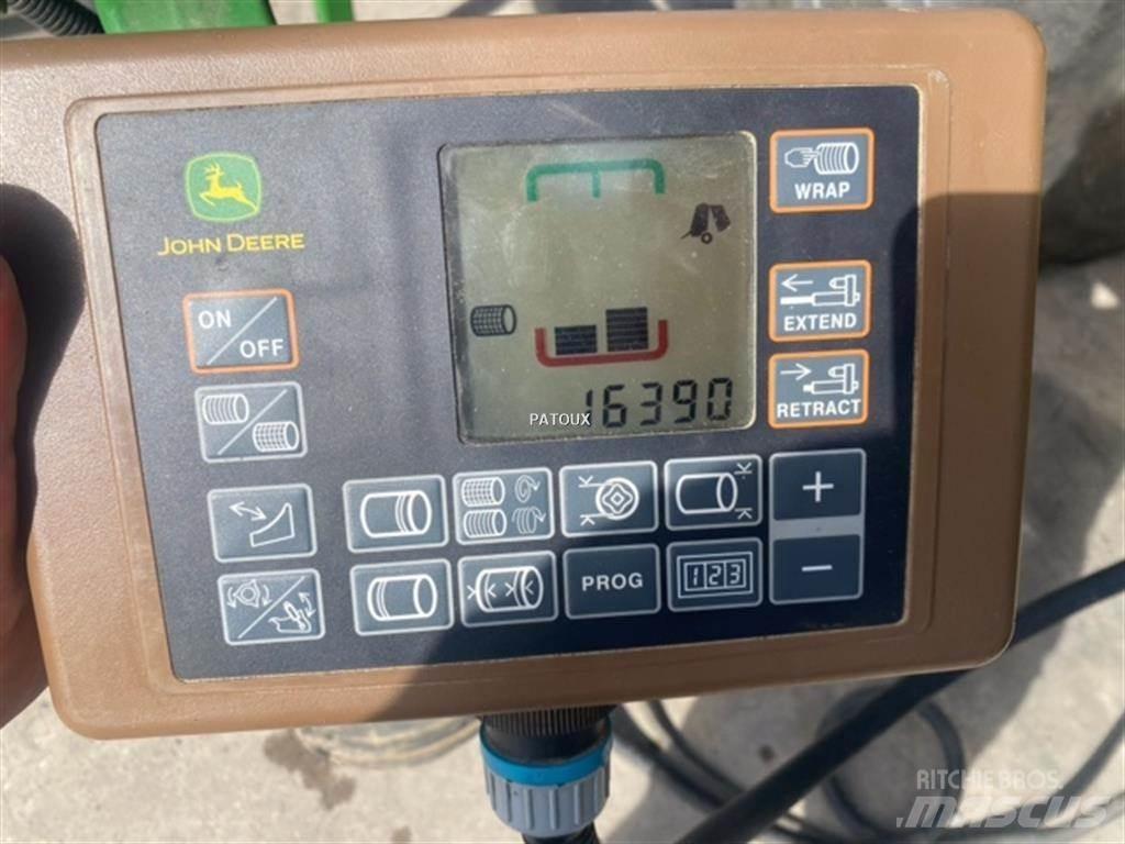 John Deere V461M Πρέσες κυλινδρικών δεμάτων