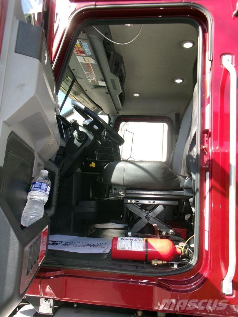 Mack GR64F Φορτηγά Ανατροπή