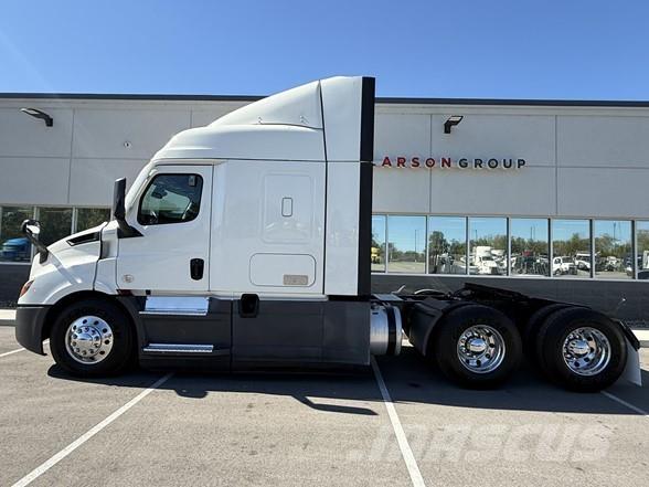 Freightliner CASCADIA 116 Τράκτορες